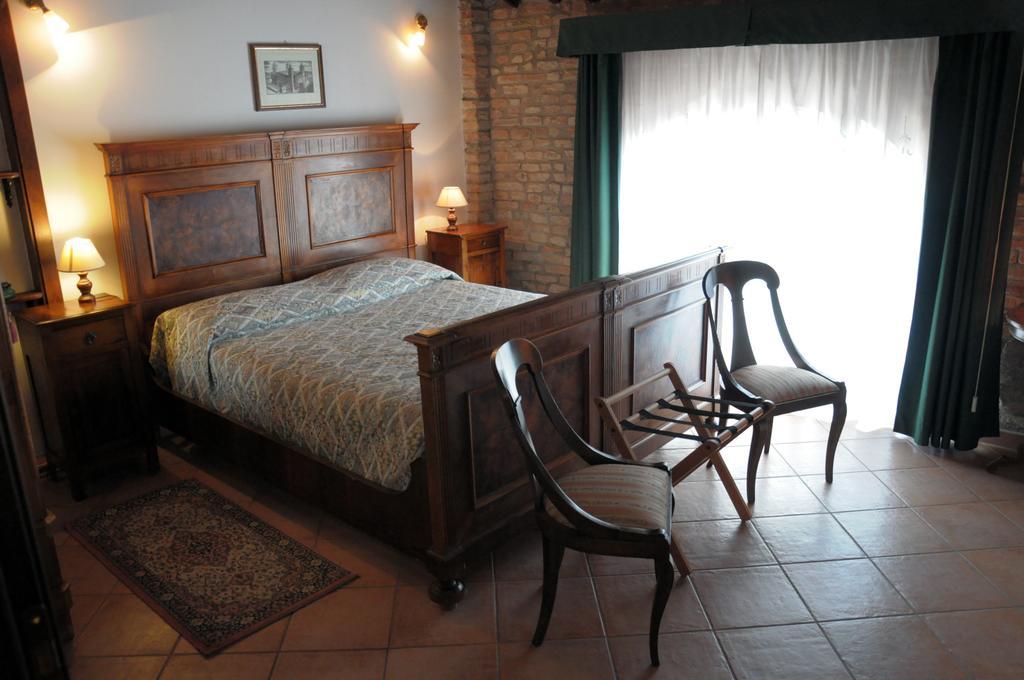 Agriturismo-R&B Corte Dei Gioghi Ferrara Bilik gambar