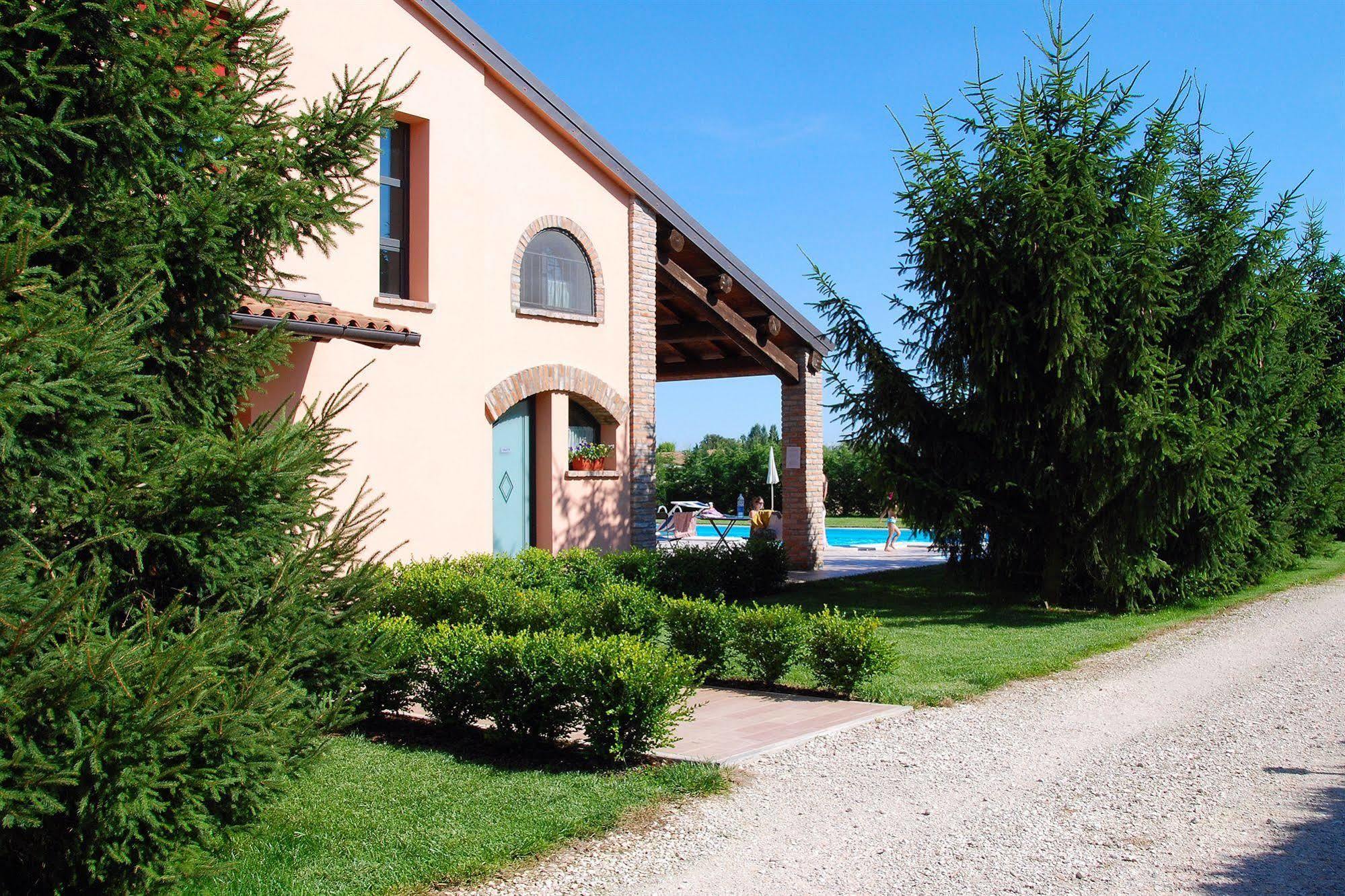 Agriturismo-R&B Corte Dei Gioghi Ferrara Luaran gambar