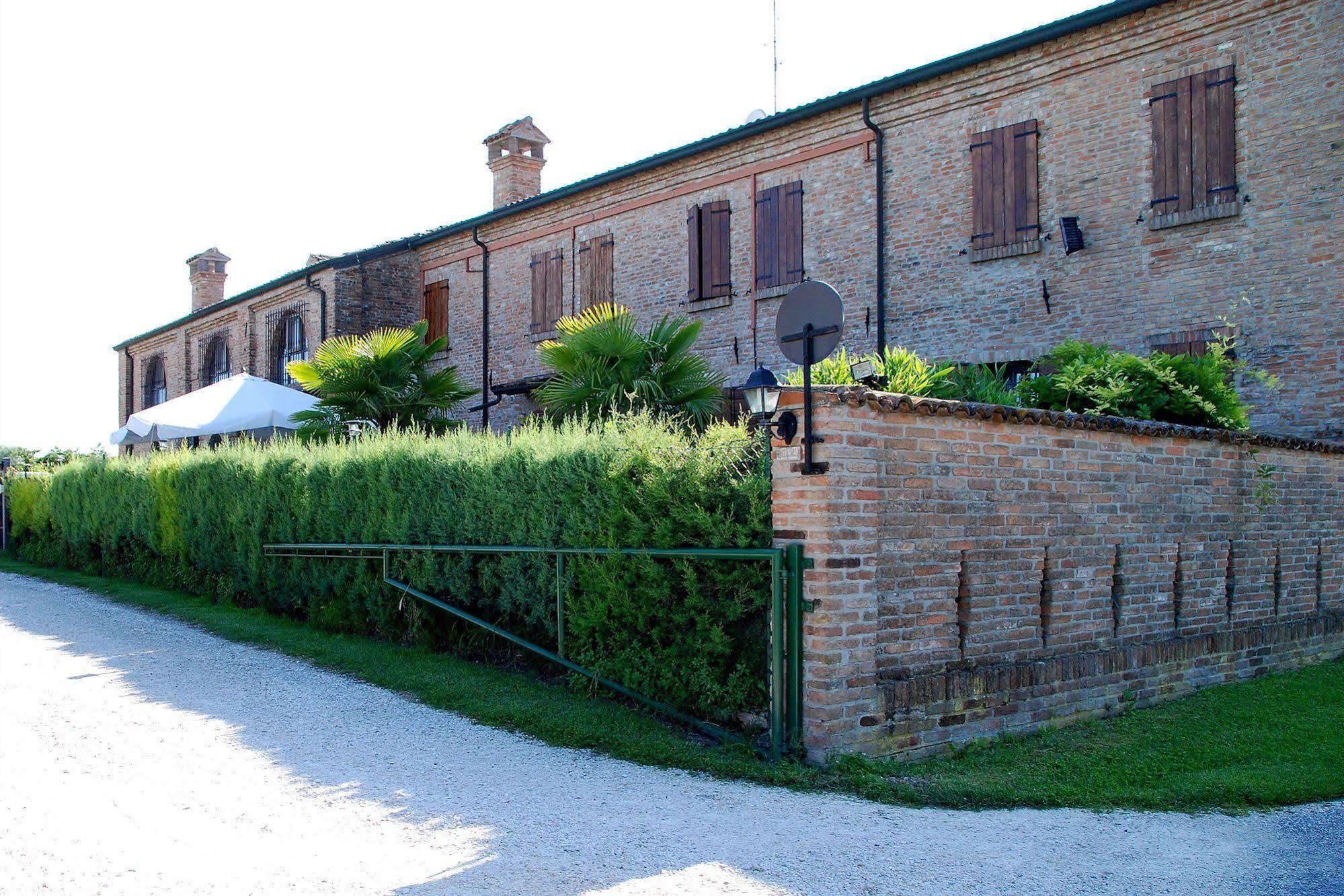 Agriturismo-R&B Corte Dei Gioghi Ferrara Luaran gambar